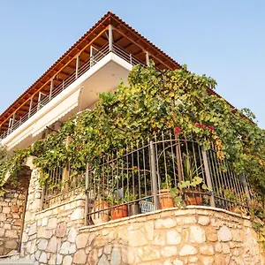 https://margarita-guesthouse.albaniahotels.org